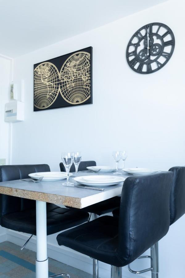 Le Privilege Aux Portes De Paris Bagnolet Ngoại thất bức ảnh
